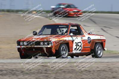 media/Sep-28-2025-24 Hours of Lemons (Sun) [[5dfe0e5f6e]]/12pm (Outside Grapevine)/